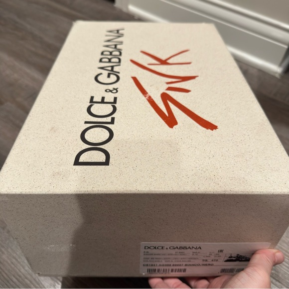 Dolce & Gabbana Bassa Logo DG Black White Sneakers - Picture 14 of 15